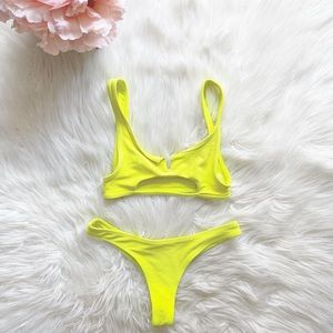 🌟SOLD🌟Frankie’s Acid Green Cole/Boots Set